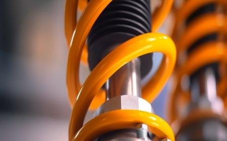 Under pressure – Liebherr piston accumulators