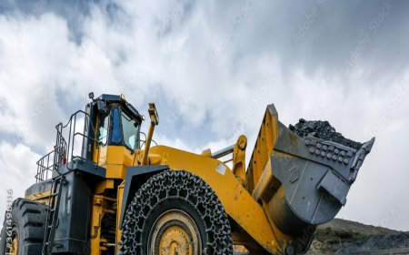 Enhance Efficiency and Minimize Emissions through KOMTRAX