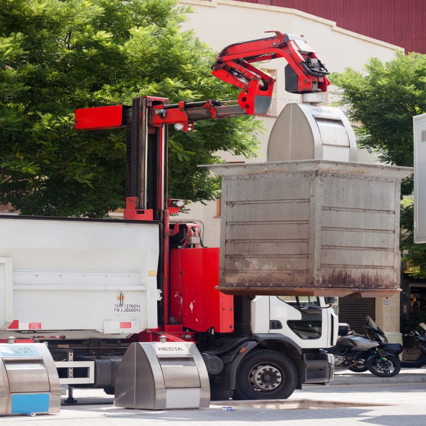 Kalmar Unveils the World's Most Environmentally-Friendly Reach Stacker