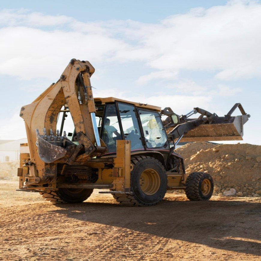 John Deere Broadens Its Range of Compact Wheel Loader Models in the P-Tier Category