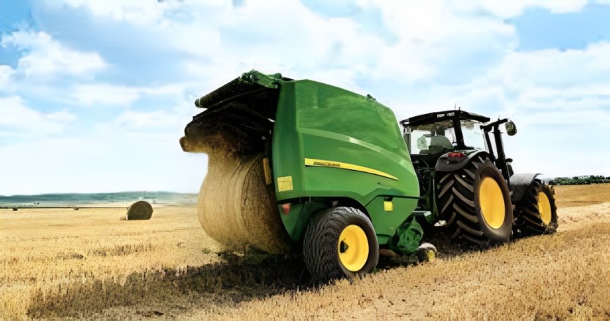 The latest John Deere 1 Series Round Balers combines speed and efficiency, all while gathering essential data about bale production.